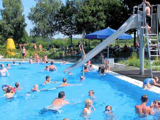 Freibad in Abensberg in der Hallertau