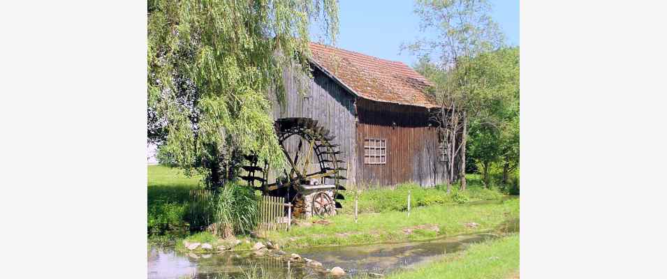 Wasserrad bei der Schambachquelle