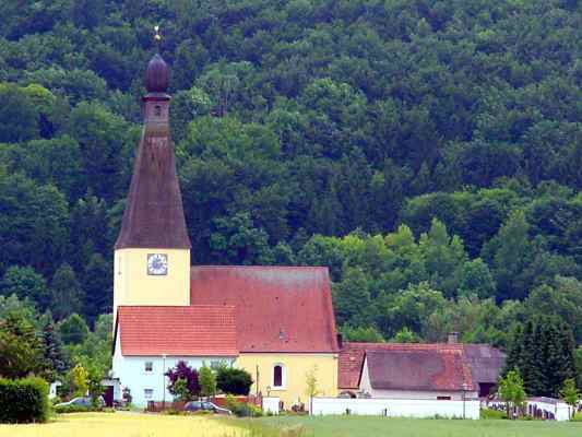 Kirche St. Martin in Essing im Naturpark Altmühltal