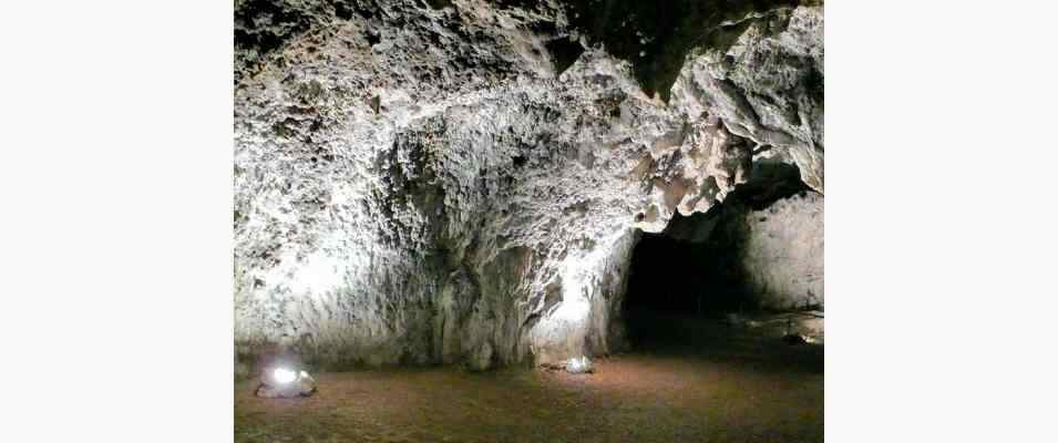 Tropfsteinhöhle in Essing im Altmühltal