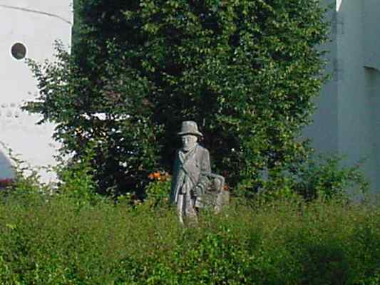 Im Schatten der Halle im Museum in Kelheim