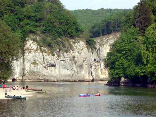 Weltenburger Enge bei Kelheim im Naturpark Altmühltal