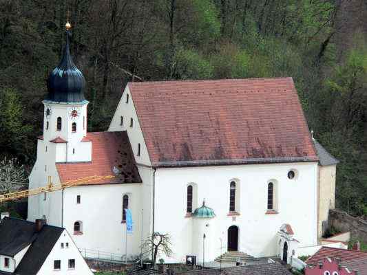 Kirche Maria Himmelfahrt in Kipfenberg im Altmühltal