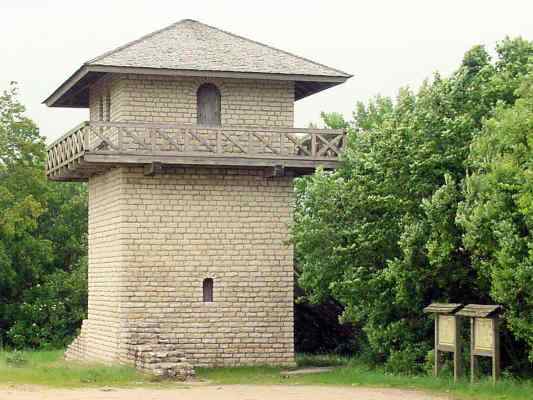 Römerturm in Titting im Naturpark Altmühltal