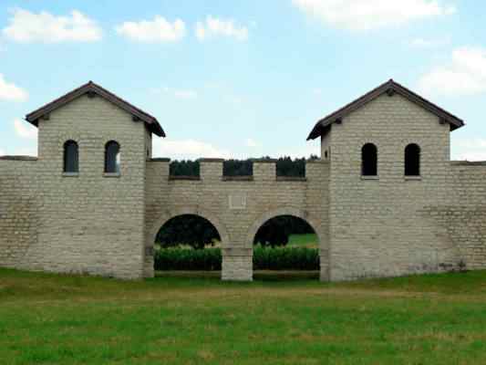 Nordtor im Römerkastell in Pfünz im Altmühltal