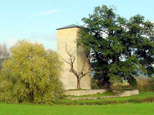 Wasserburg in Walting im Altmühltal